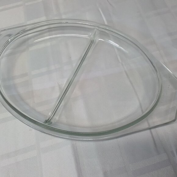 Vintage Pyrex Barbedwire divided oval casserole - Picture 6 of 7